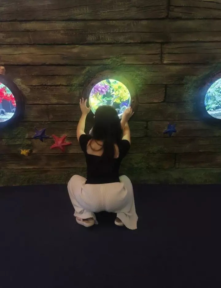 没有边界感的漂亮脚丫子