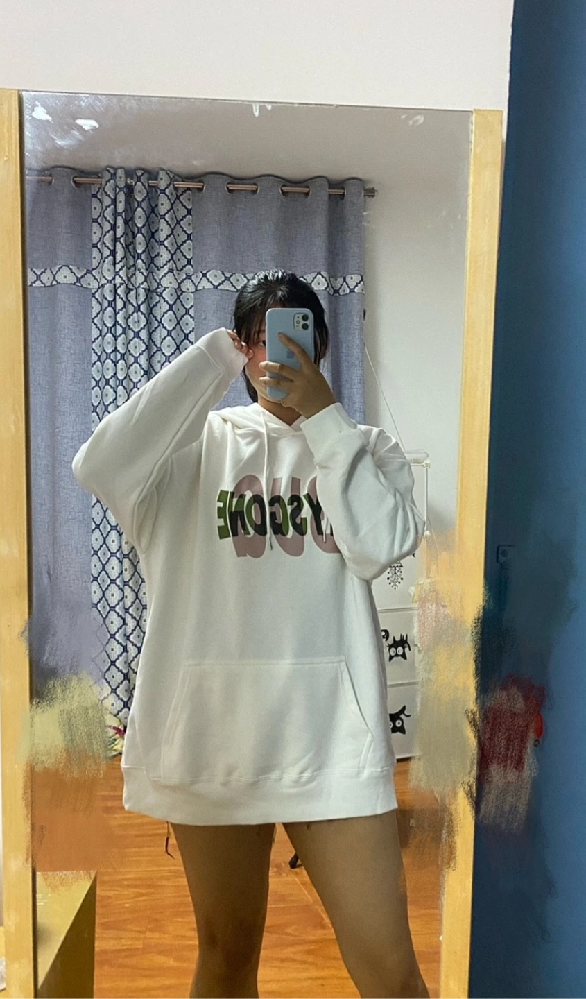 关键词 邻居 学长 好感 帮助 喝酒 送回 洗澡 交往 半推半就 开发 结束