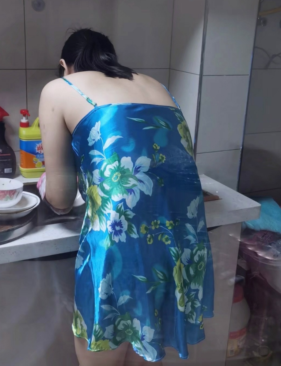 跟弟妹的一段往事[12P]