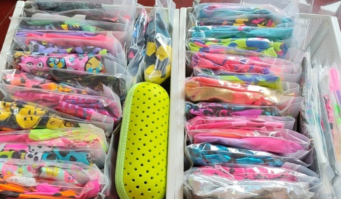 纹身少妇的泳装展示[33P]