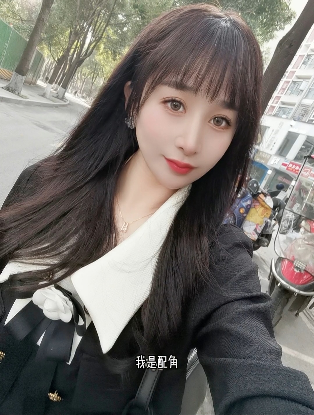 成都美女小谢被丈夫打断肠子，需长期挂粪袋[16P]