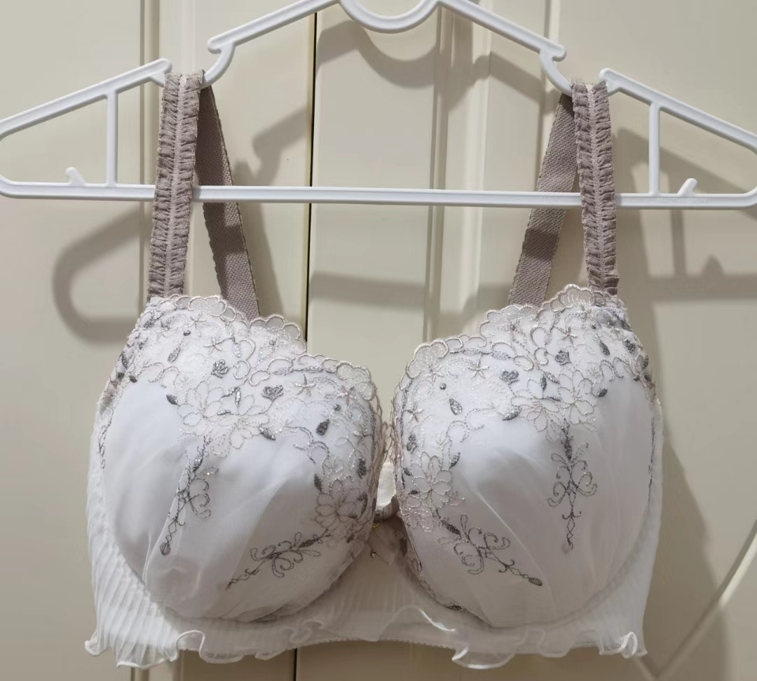 医院里的斩男美魔女[11P]