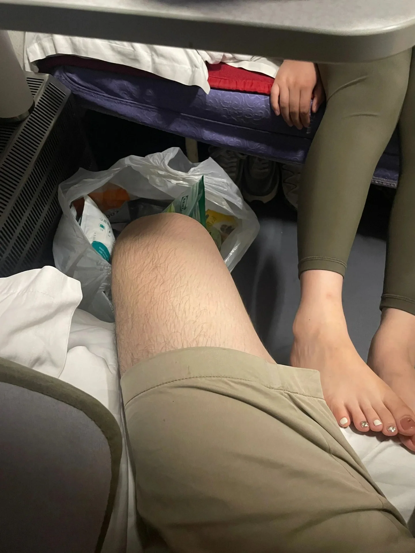 没有边界感的漂亮脚丫子