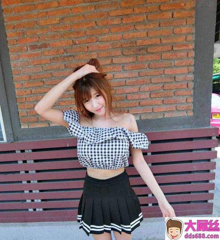 这只Pokemon的双峰CP特高不科学的白皙G奶正妹Arisara等你来收服她