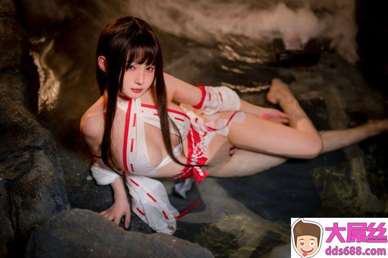 桜井宁宁_纯洁巫女