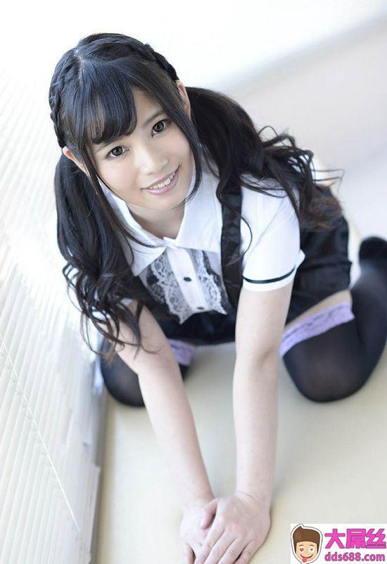 椎名みゆ扉を开けたらいきなり生セックス!