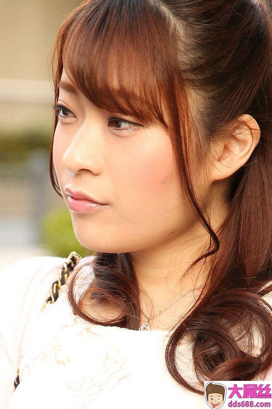 神谷ゆうみ:ときめき〜抱き心地良さそうなカラダとツルツルの美マン