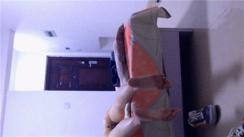 《百度云泄密》大神与模特女友之间的私密被曝光