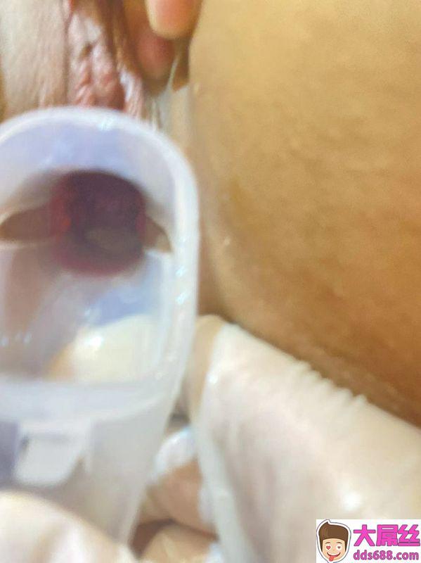 肉肉的妹子黑的有些过头,抠逼高潮到妹子肾虚