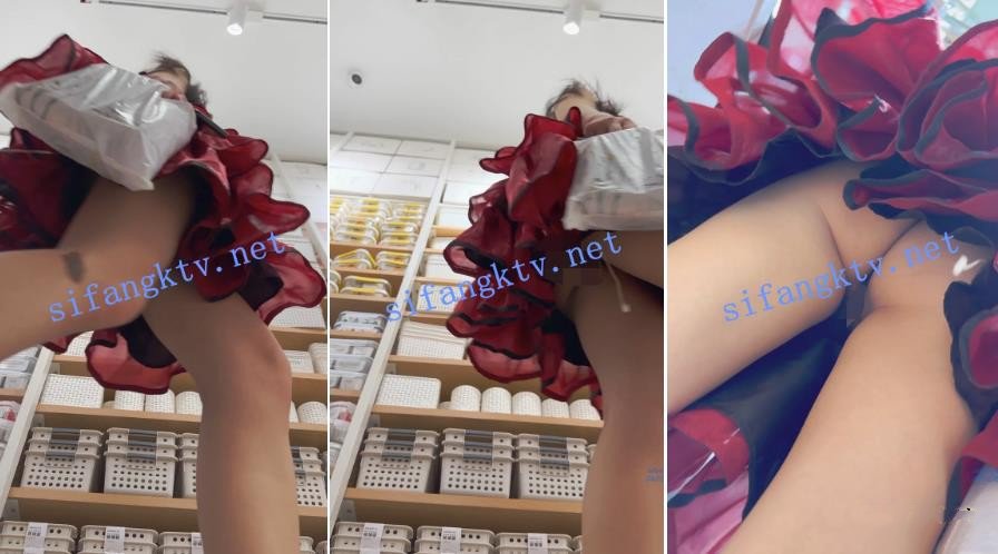 大神偷拍美女裙底风光KFC年度精品.极品学生妹无内贴逼拍摄骚逼白色液体流出