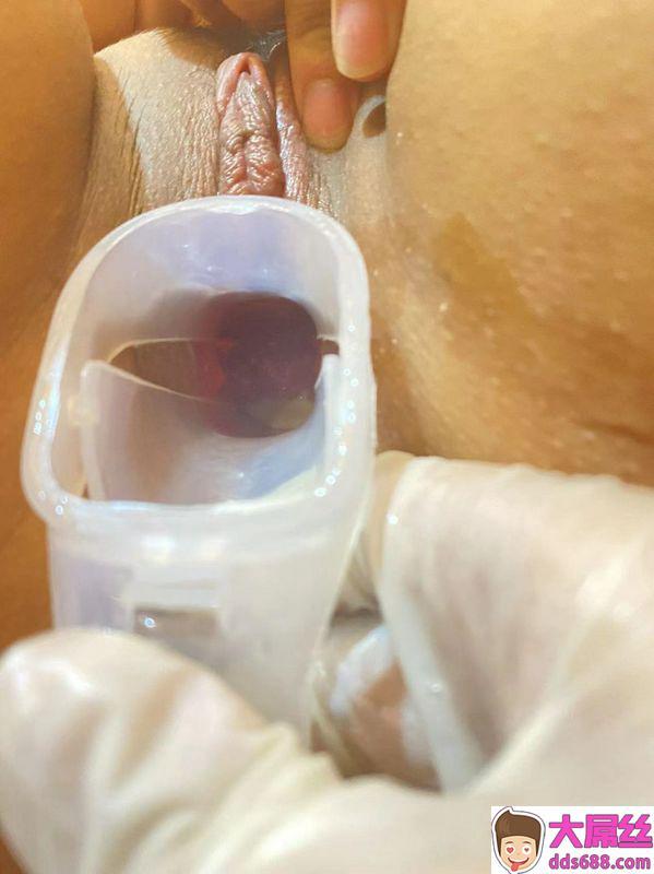 肉肉的妹子黑的有些过头,抠逼高潮到妹子肾虚