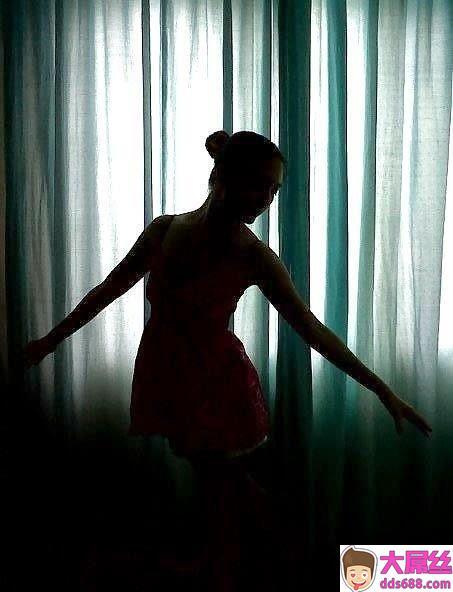 妆前妆后,人前人后