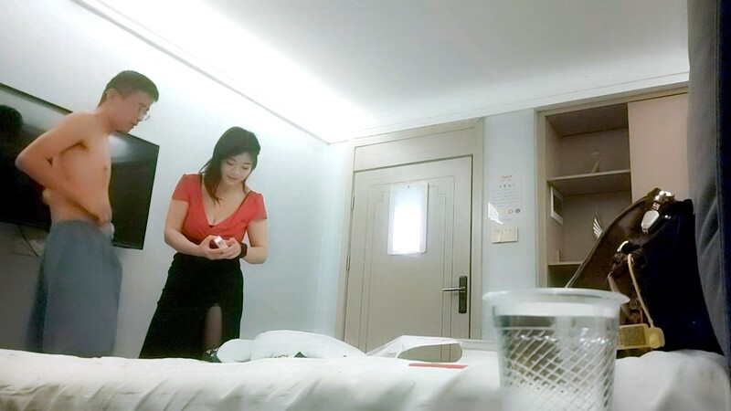 这个新店美女好多神似蒋欣的湖南美女极品吊钟美乳好大温柔体贴激情一炮精彩