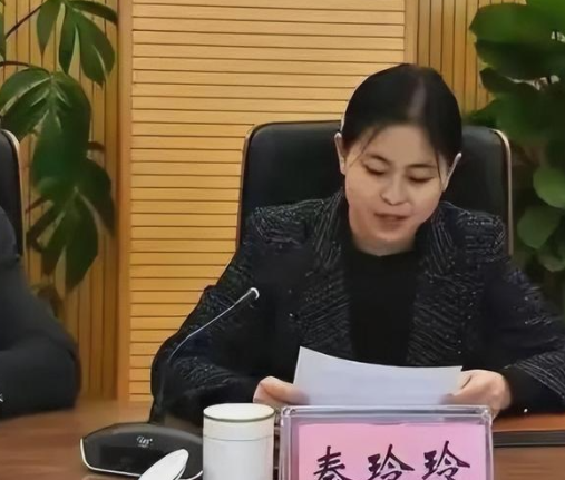 美女副县长：沦为高官玩物 随身携带计生用品
