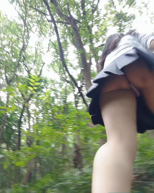 你扎起的马尾辫是我驰骋沙场的缰绳，与小思的再次相会差点精尽人亡