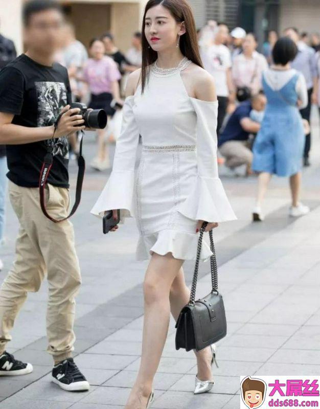 夏季女生这么穿,美的让人眼花缭乱