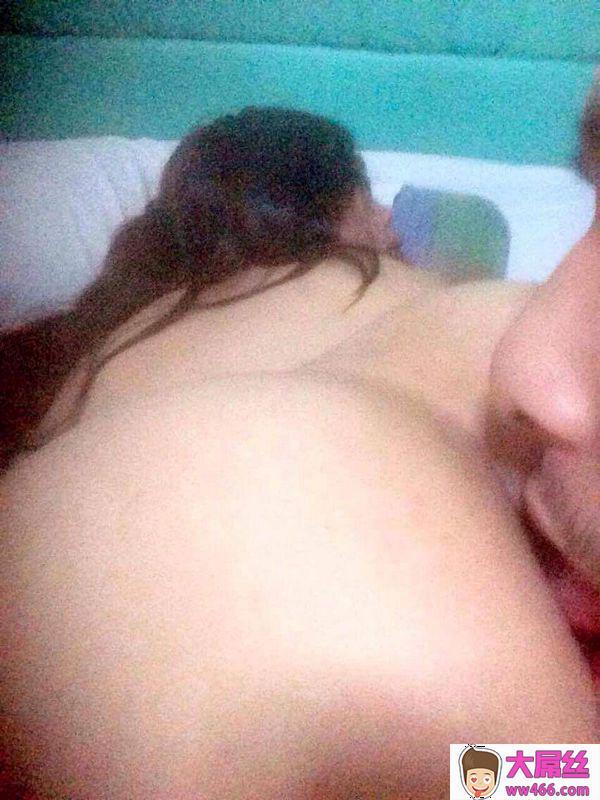 辣妹口活好，屁股又大，收藏之中我超喜欢的