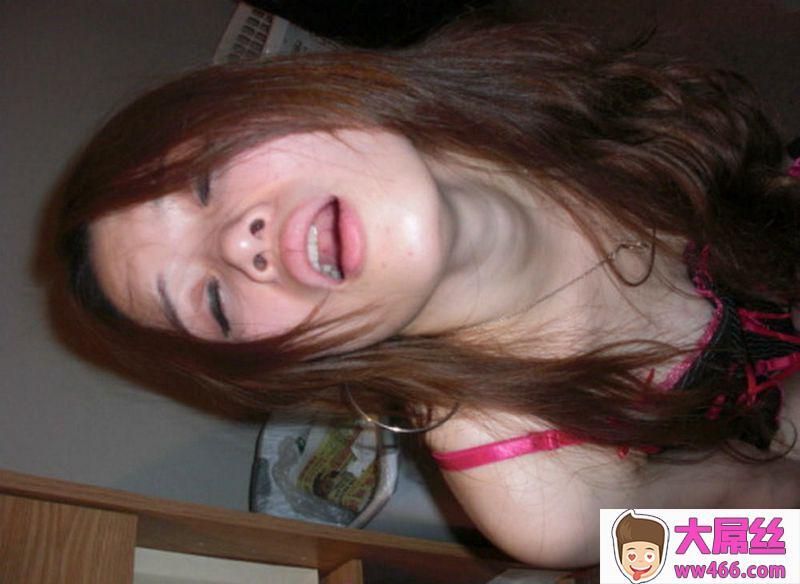 露脸骚货，她没有别的爱好，就是喜欢吃鸡挨操