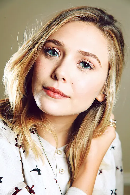 绯红女巫 旺达幻视(伊丽莎白·奥尔森)