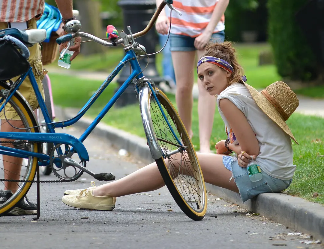 绯红女巫 旺达幻视(伊丽莎白·奥尔森)