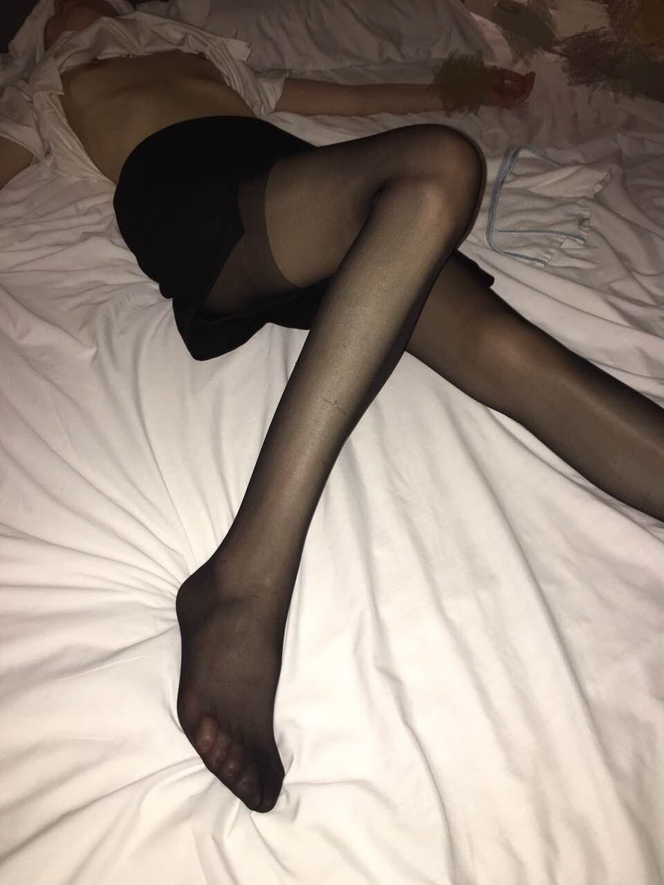 玉体横陈正当时，可远观亦可亵玩