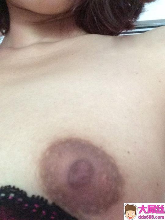 玩了两年的情妇提分手~把自拍照投稿发洩!