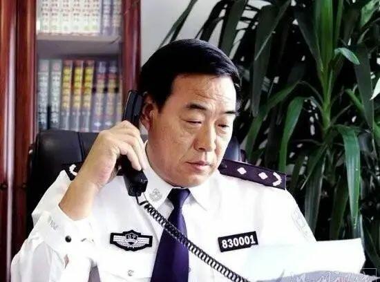 铁岭市公安局长和女警花长期玩乐卖官