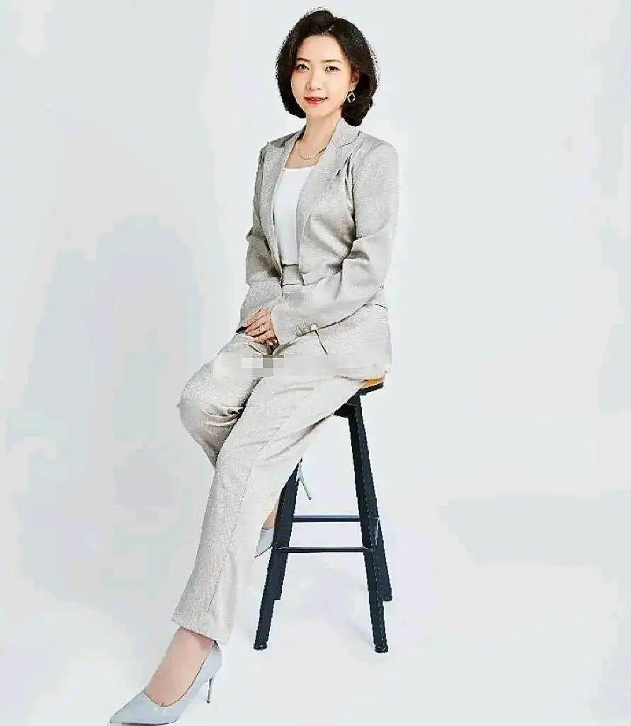 丈夫举报方正证券妻子长期与领导通奸多次聚众淫乱