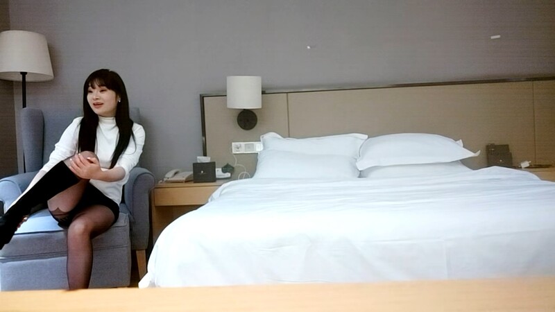 175cm漂亮御姐外围，风情万种喜欢被舔屄的感觉，娇喘阵阵高潮了