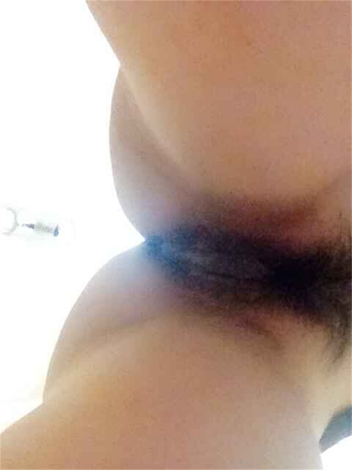 阳痿是男人最好的福报，所以趁现在猛猛干逼！