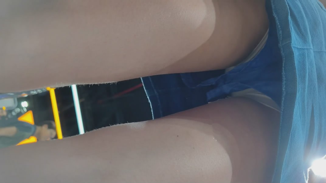 2023车展大神偷拍一起来看车展的各种路人 主播车模裙底风光肉色丝袜极品大腿