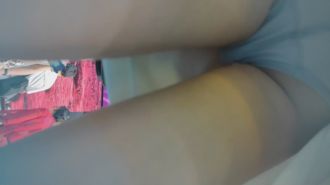 2023车展大神偷拍一起来看车展的各种路人 主播车模裙底风光肉色丝袜极品大腿