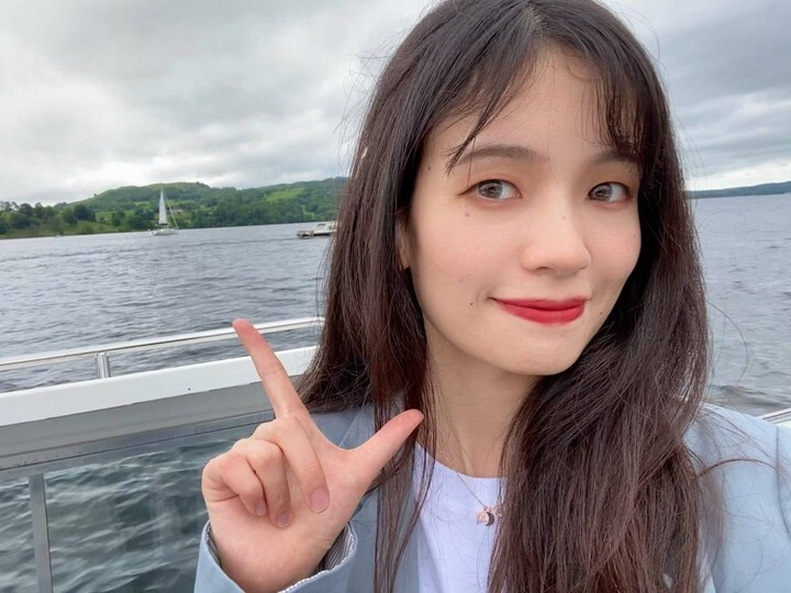 看似清纯实则骚得一逼