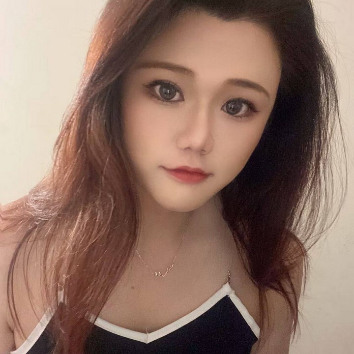 胖嘟嘟白白净净的女友爱吃大鸡巴