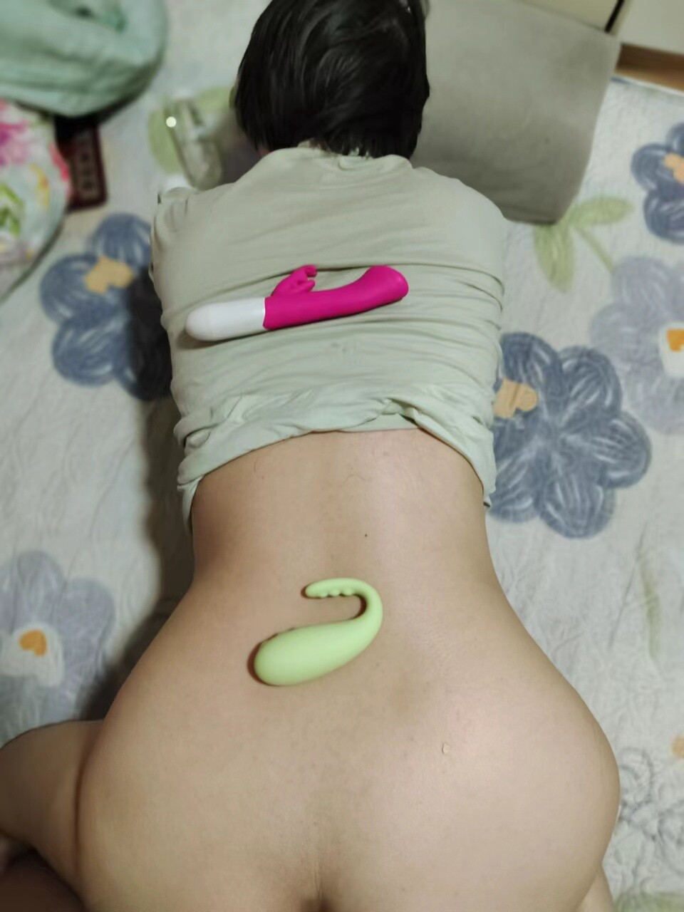 我和我的小骚老婆新年第一炮