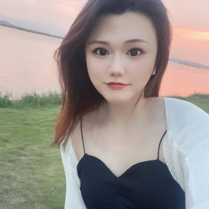 胖嘟嘟白白净净的女友爱吃大鸡巴