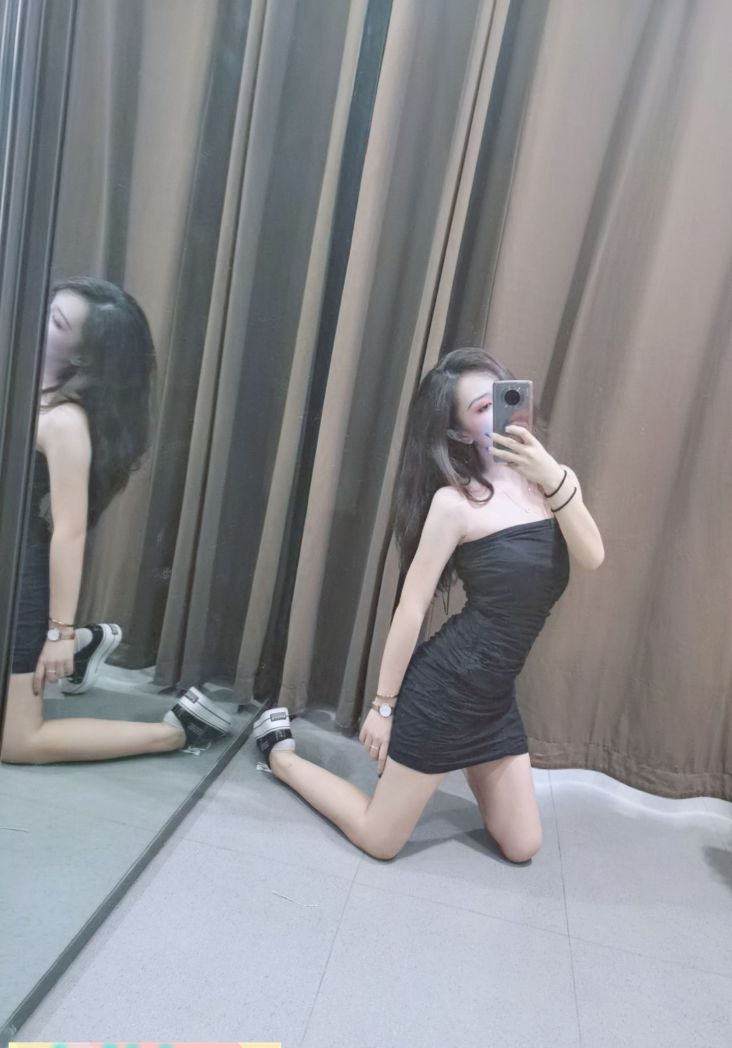 只能说太好了太漂亮 竟然随意让人拍照露脸啊