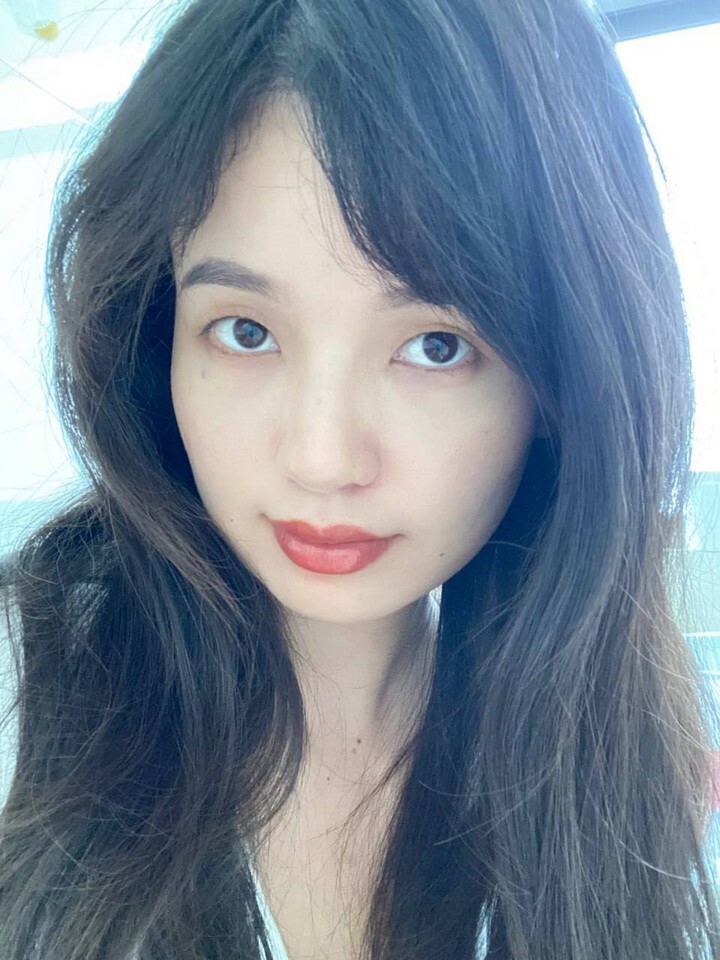 看似清纯实则骚得一逼