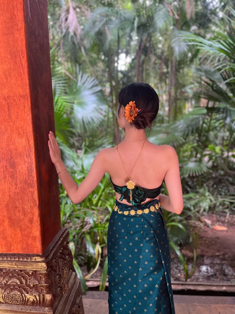 美人是越品越有味道的