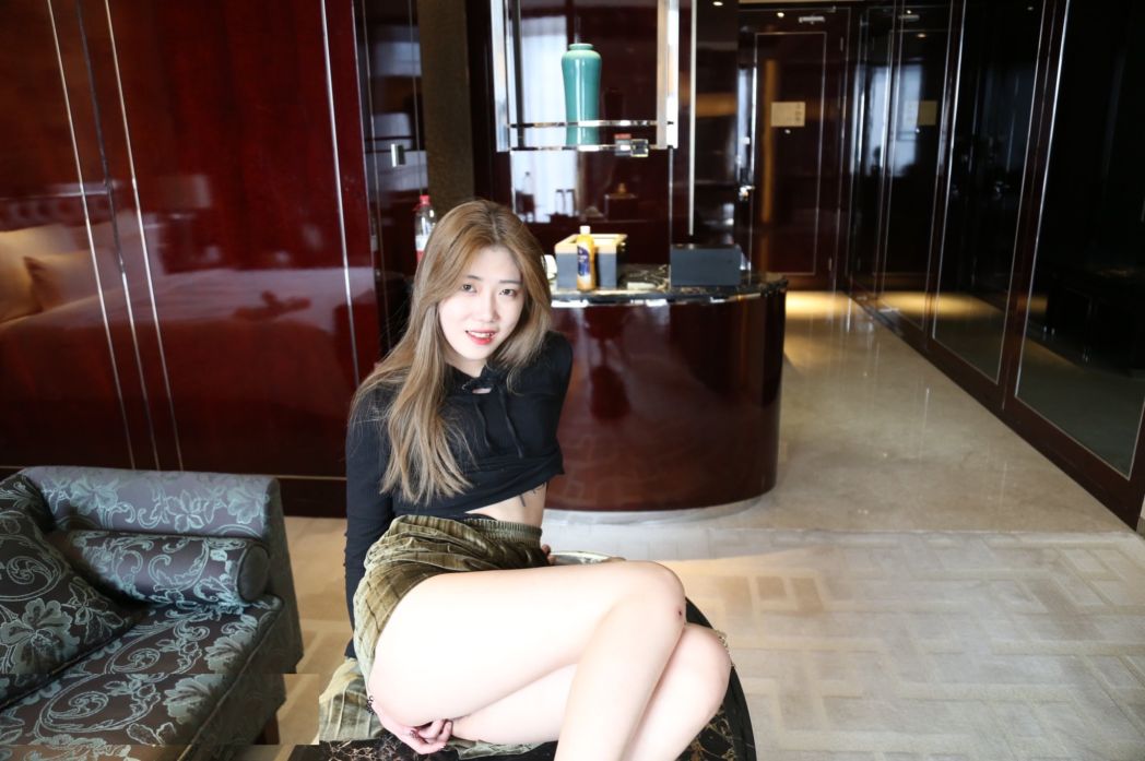 美人是越品越有味道的