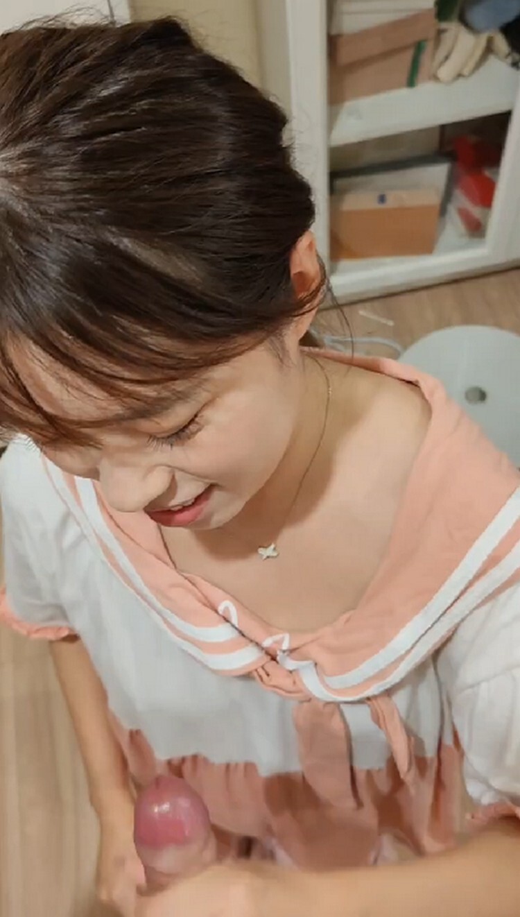 既清纯又可爱还听话的母狗小女友