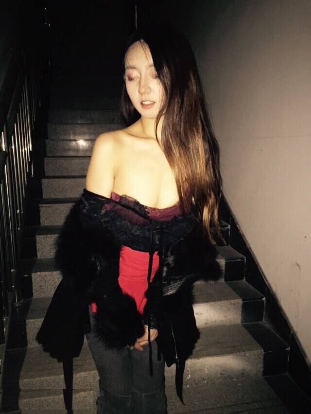 精致青春的肉体完美无缺