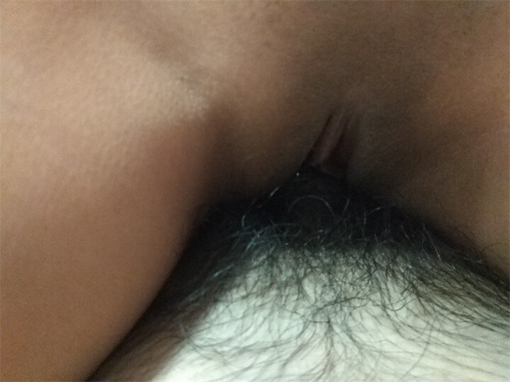 她老公舍不得干的女人，在我这里当玩具，任意蹂躏！