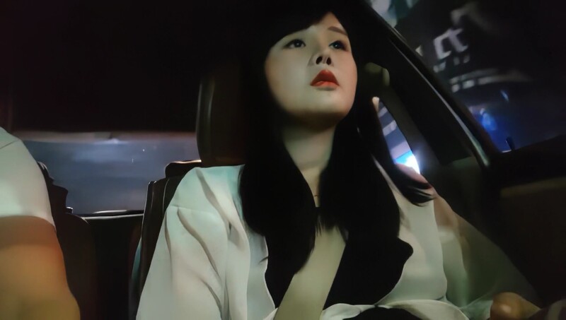 重金诱惑，干一炮顶的上半月工资，小少妇犹豫再三，下班来酒店卖一次逼吧