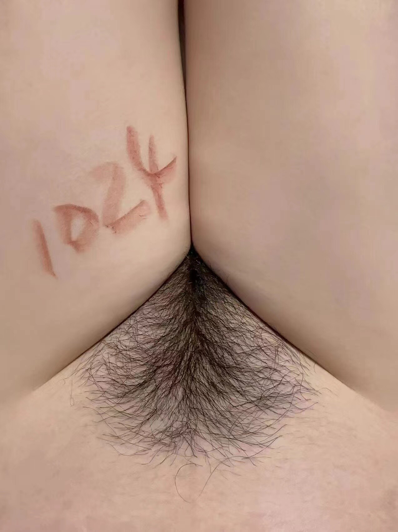 请欣赏济南22岁学生妹反差小母狗