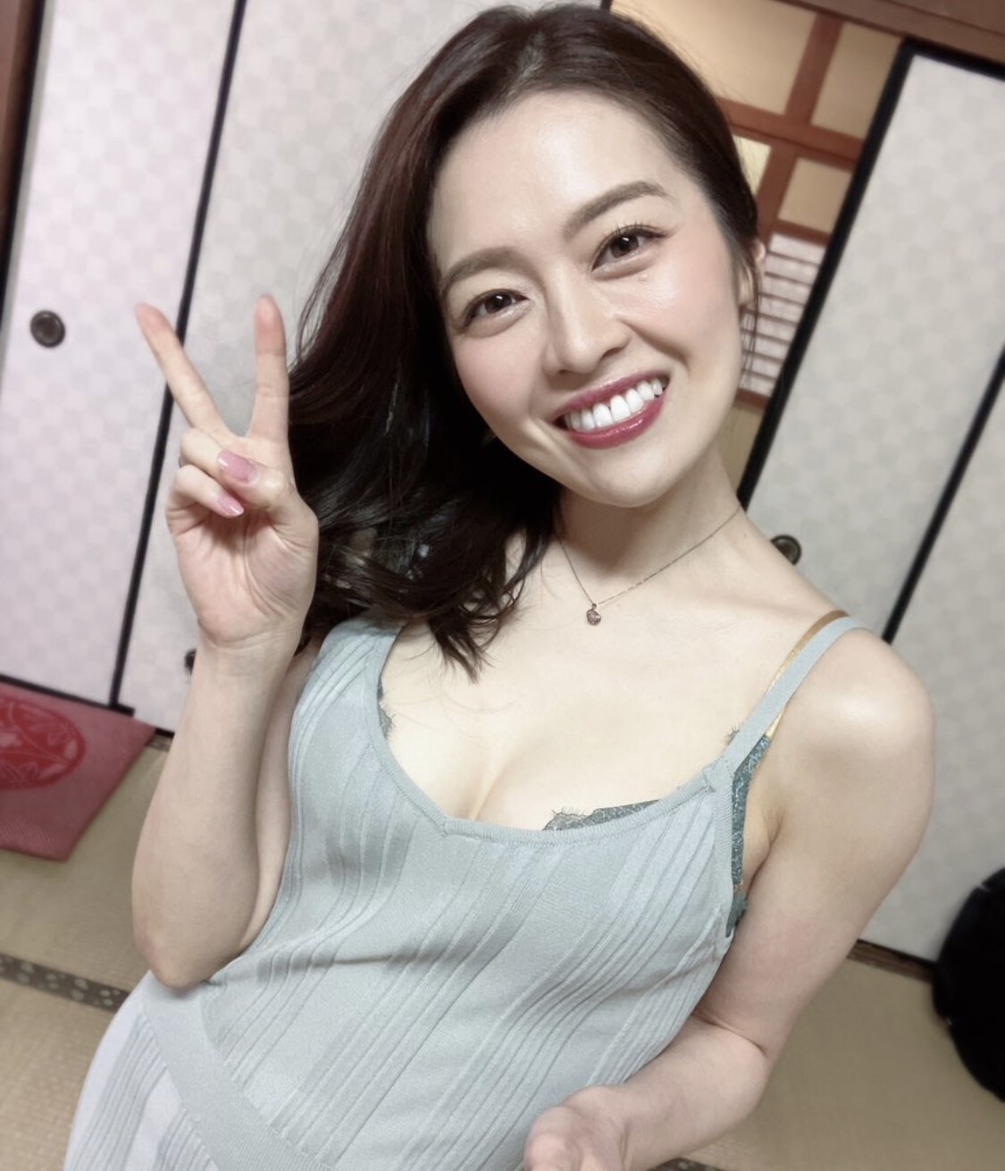 岳母诱女婿，性爱暴风雨!JUQ-222