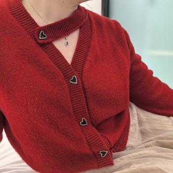 斯文的媳妇肥美鲍鱼到珠海旅行开房自拍结婚纪念日