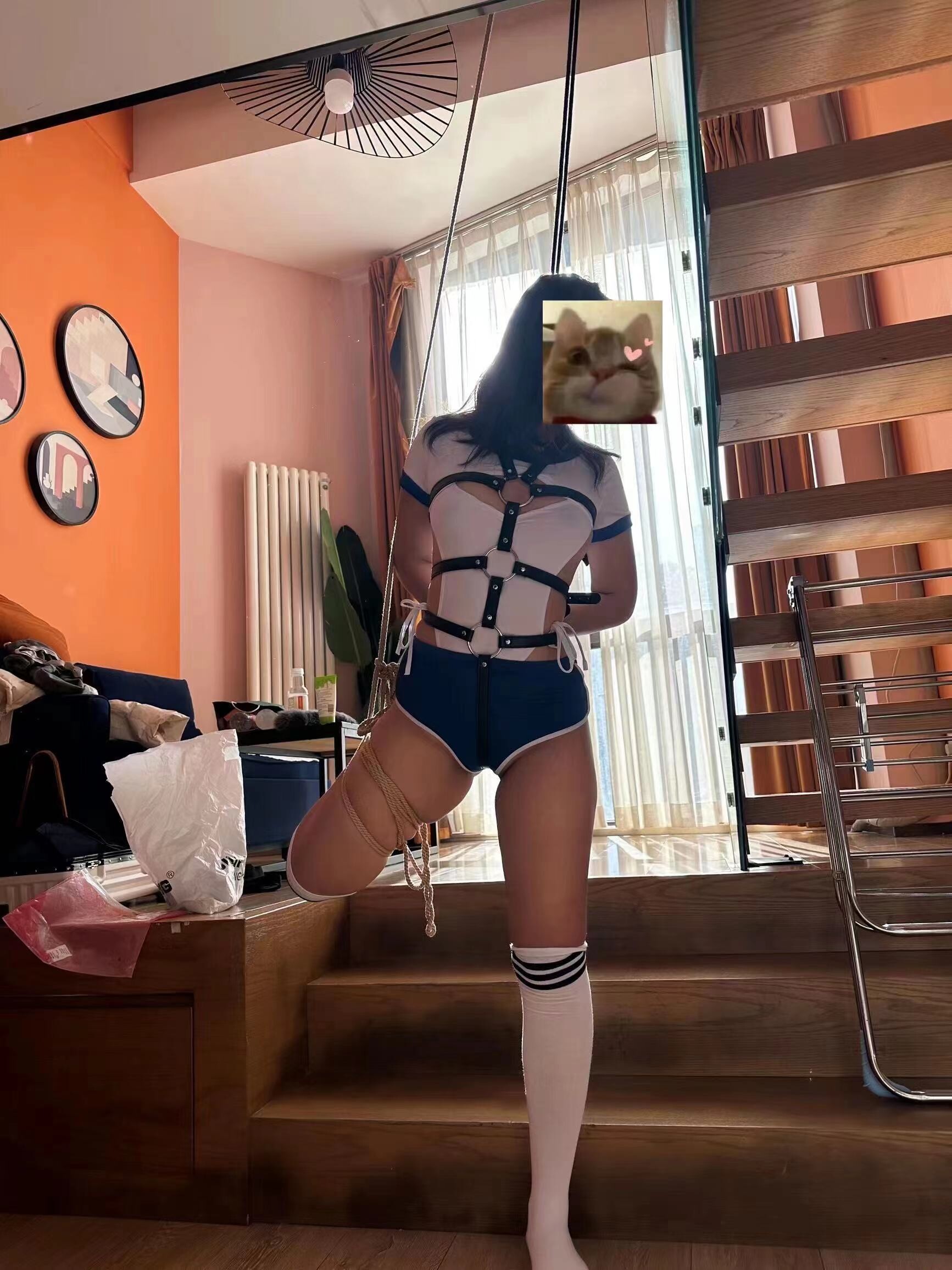 我轻调一年多了的00后大一小母狗,拿出来友友们一起交流交流~