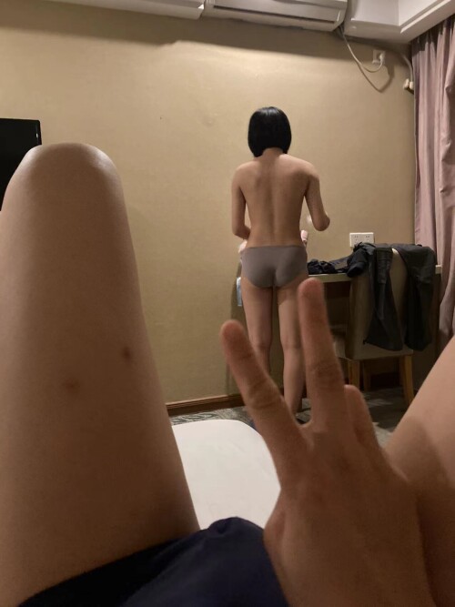 04年警校生小女友 多图