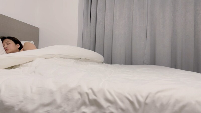 97年偷情小少妇背着老公无套内射脸蛋挺漂亮颇有几分姿色